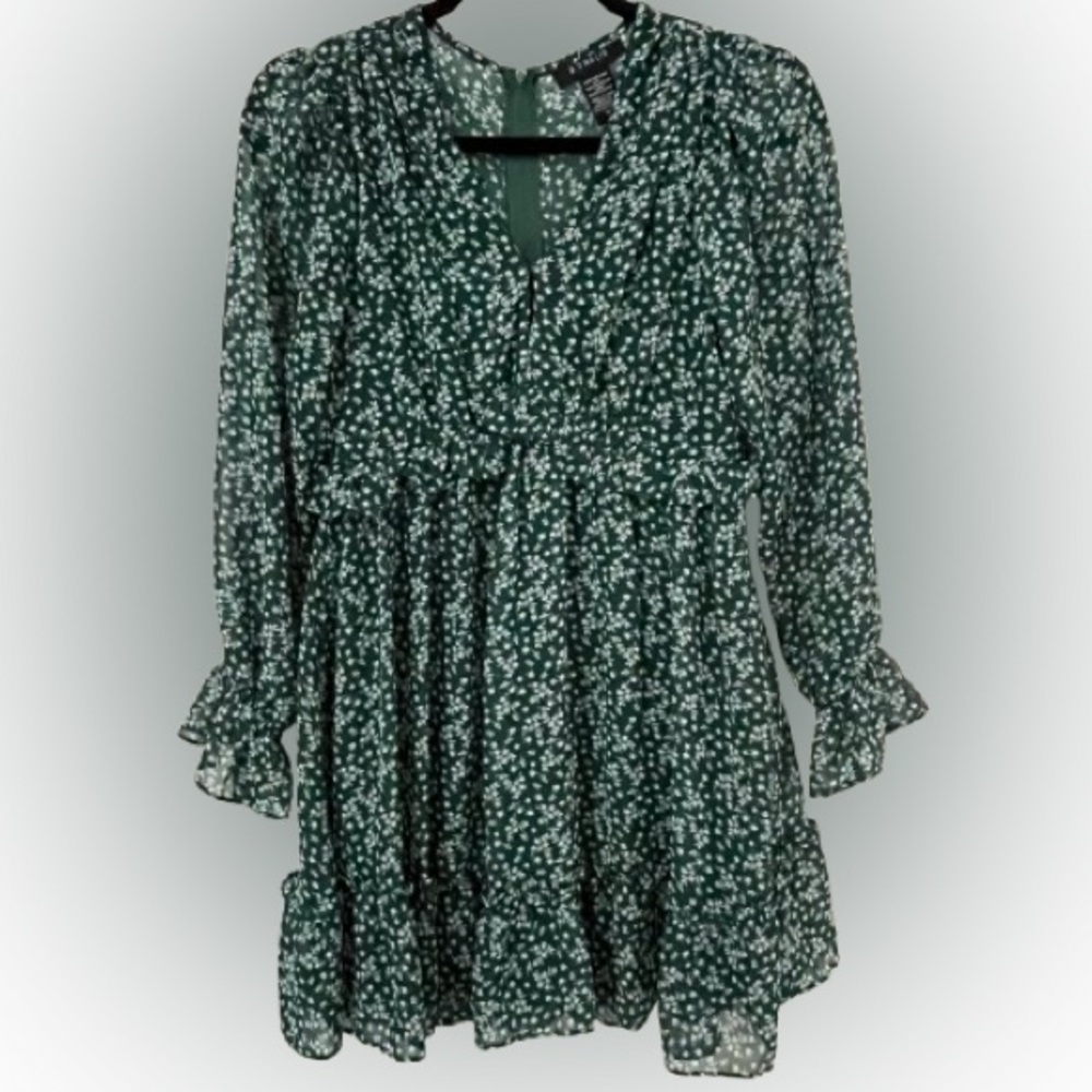 B Darlin Green Floral Dress Sz 1/2